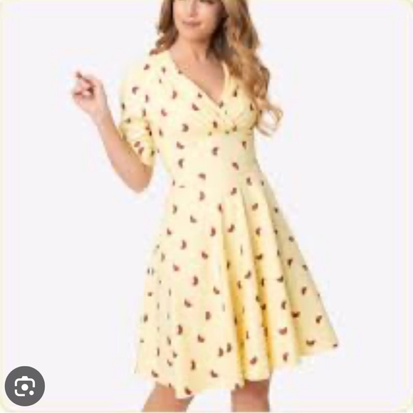 Unique Vintage Womens Dress Size L 10-12. Watermelons On Yellow Knee Length Zip - Picture 3 of 12